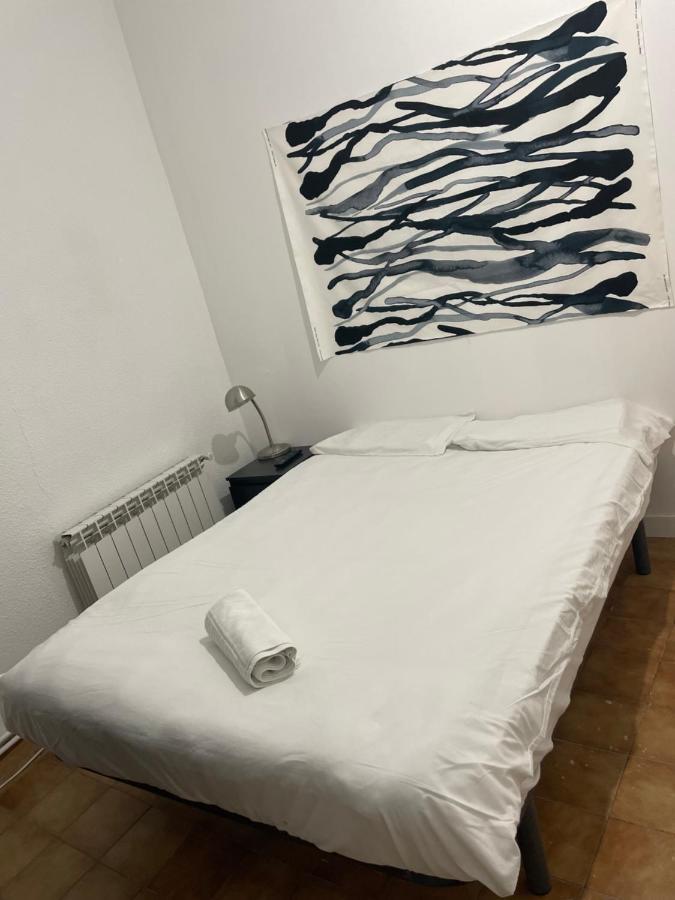 Leon Habitaciones Madrid Extérieur photo